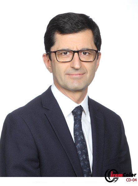 Dr. Hakan Akan